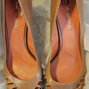 Via Spiga Tan Leather Heels